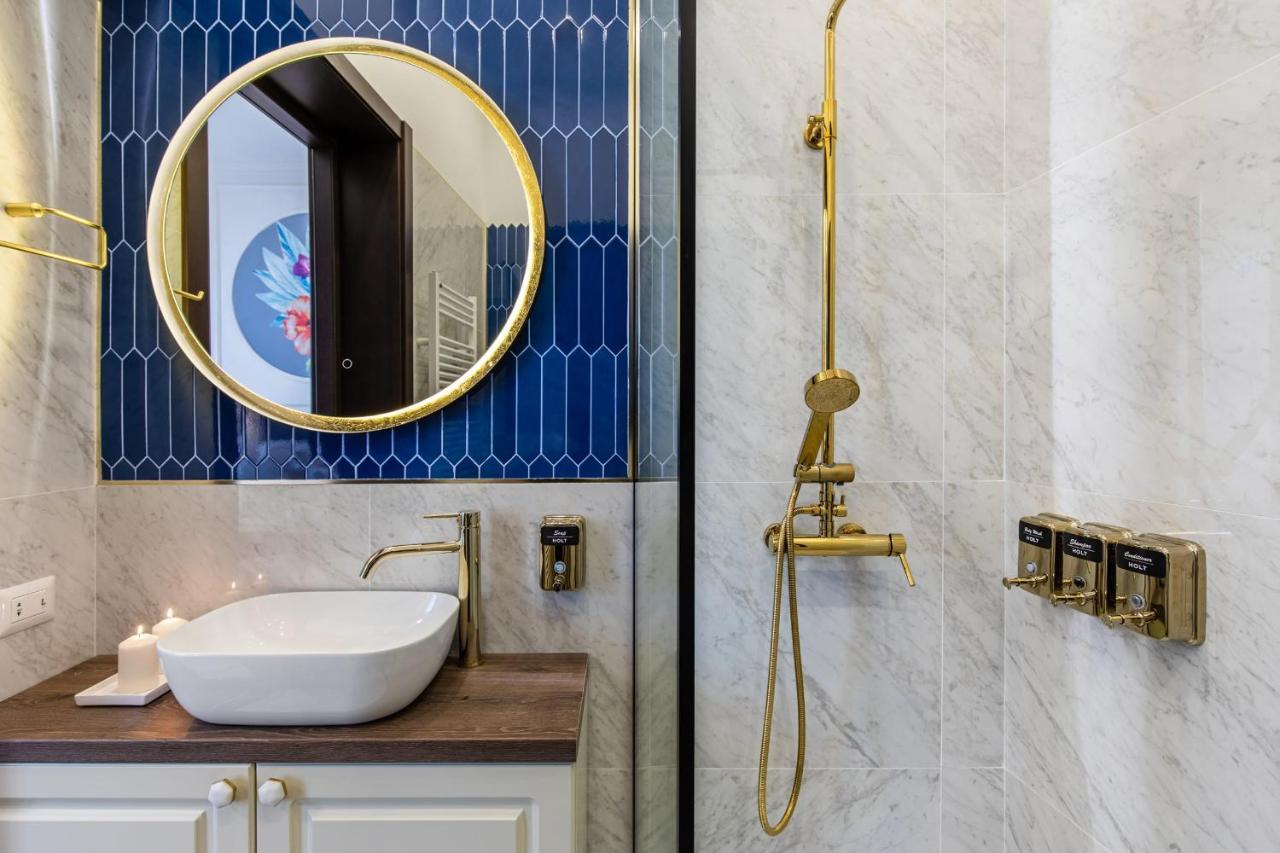 Holt Old Town Luxury Suites 부쿠레슈티 외부 사진